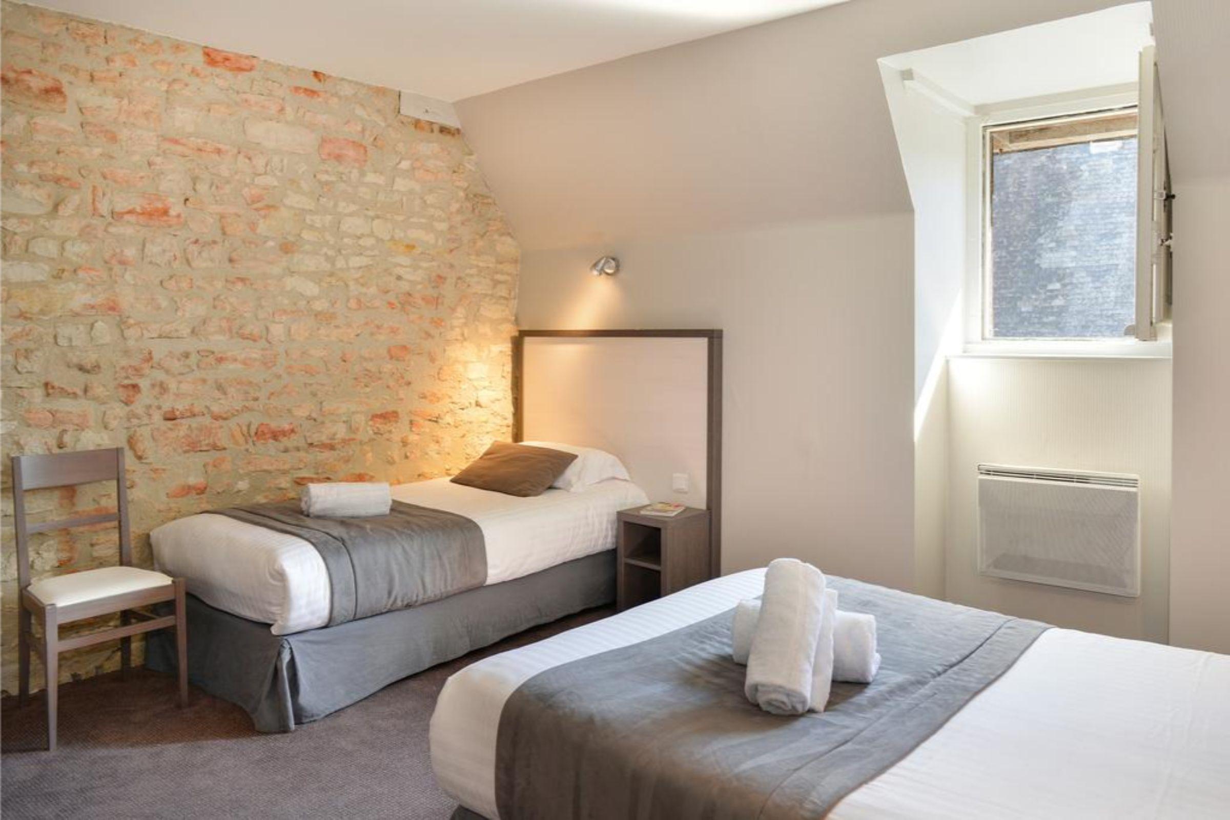 Logis Restaurant Le Puits Dore 3*