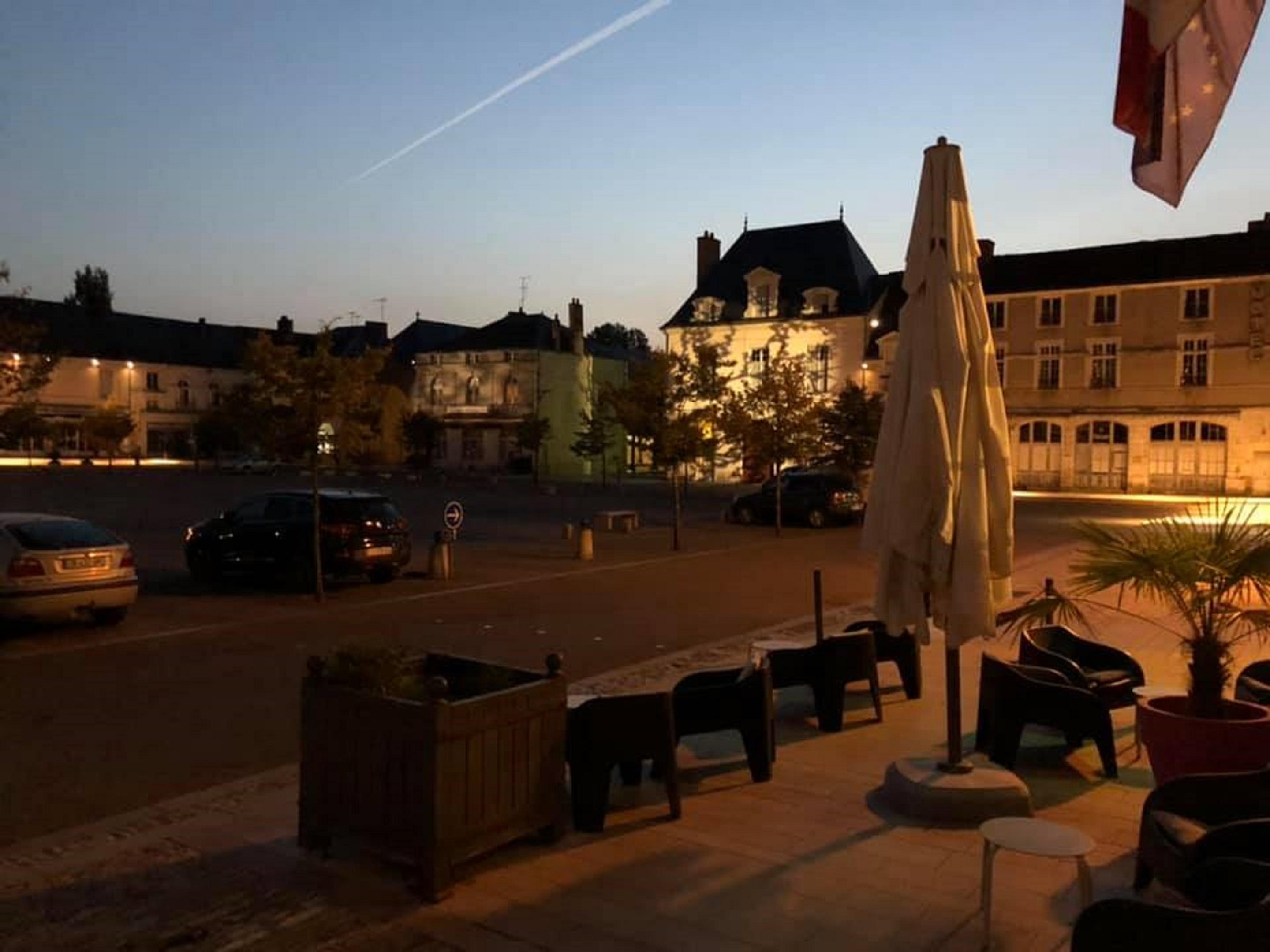 Hotel Logis Restaurant Le Puits Dore